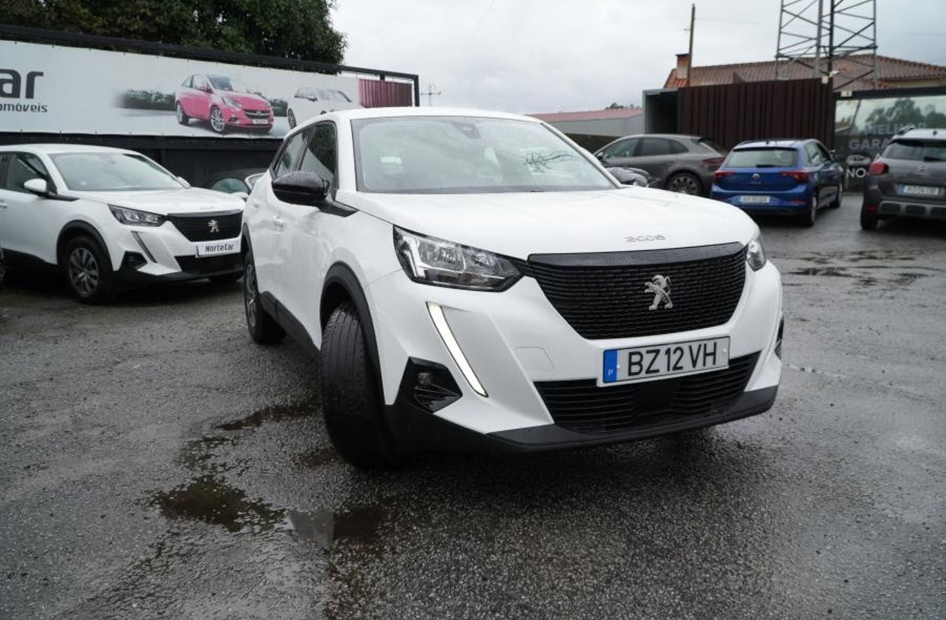 PEUGEOT 2008 1.2 PureTech Active