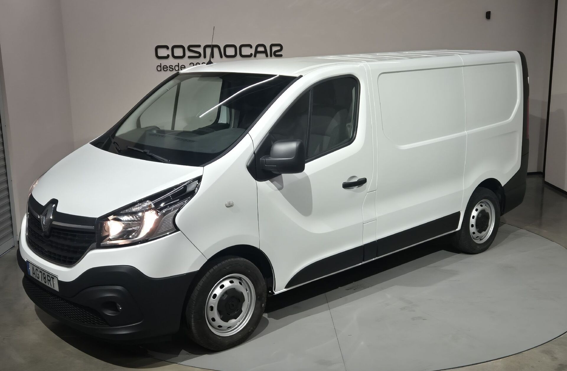 RENAULT Trafic 2.0 Blue dCi L1H1