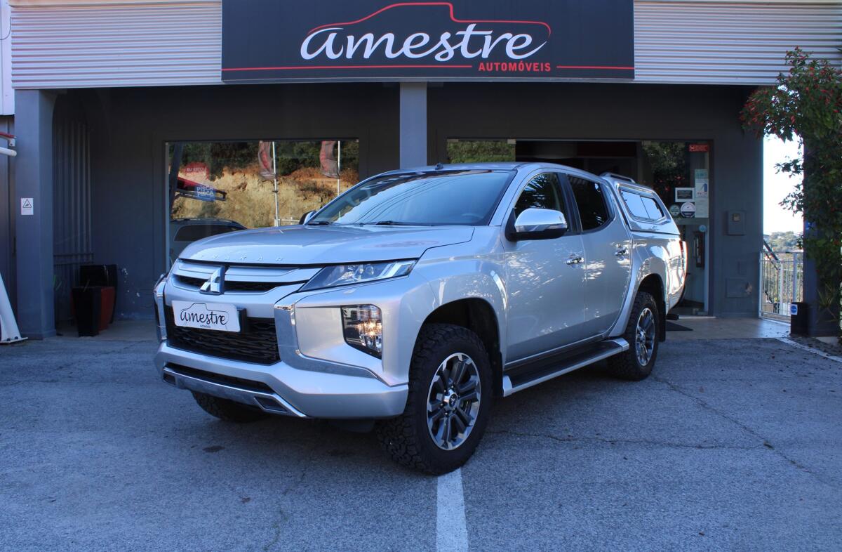 MITSUBISHI L 200 2.4 DI-D CD Invite 4WD