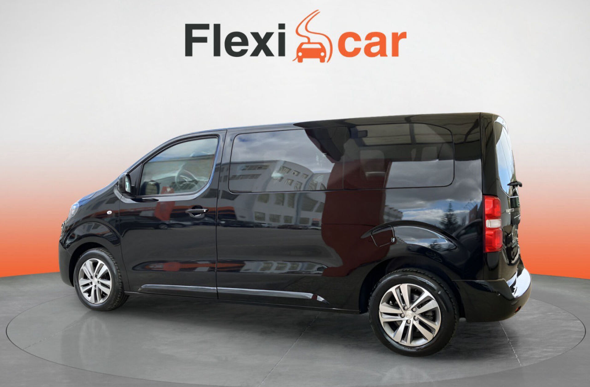 PEUGEOT Traveller 1.5 BlueHDi L2H1 Business Standard