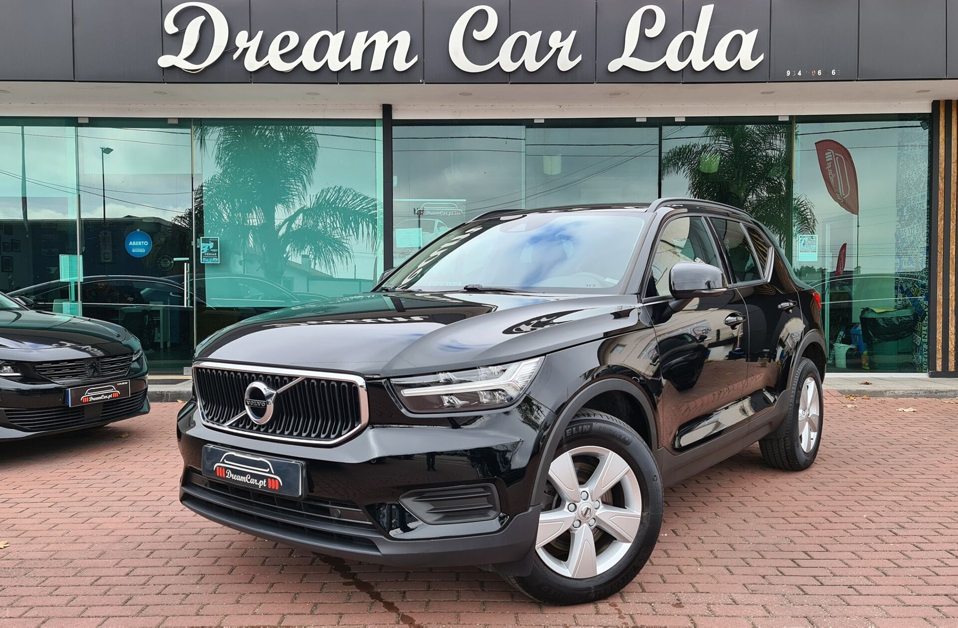 VOLVO XC40 1.5 T2 Momentum Plus