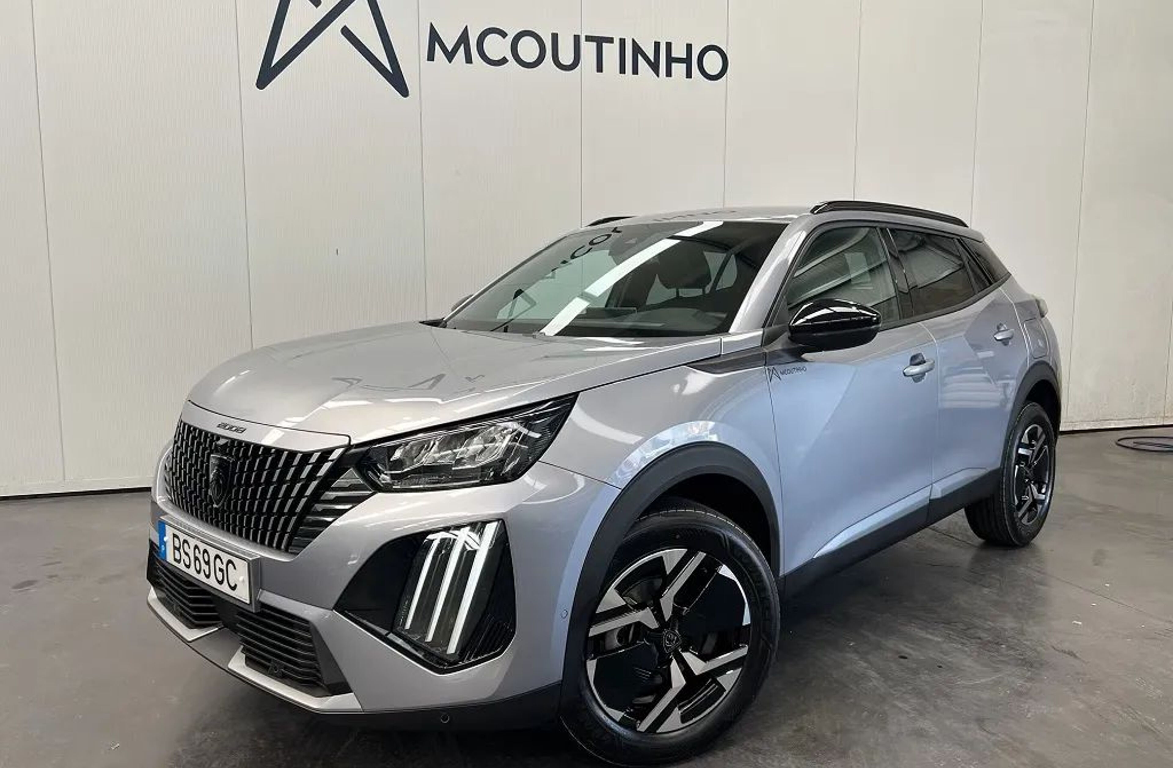 PEUGEOT 2008 1.2 PureTech Allure