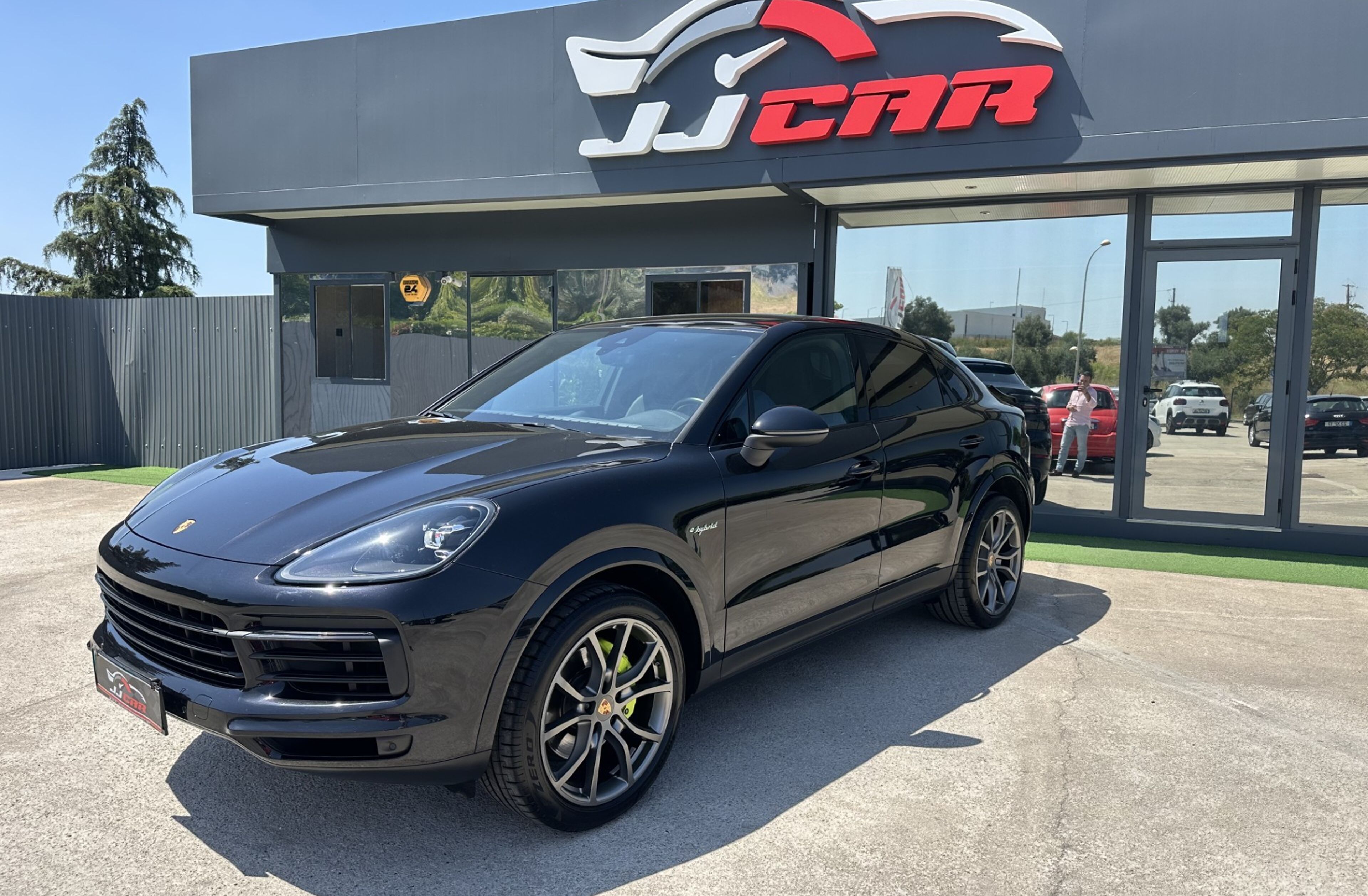 PORSCHE Cayenne E-Hybrid
