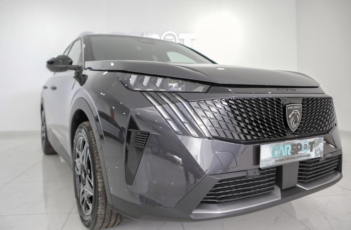 PEUGEOT 3008 1.2 Hybrid GT e-DCS6