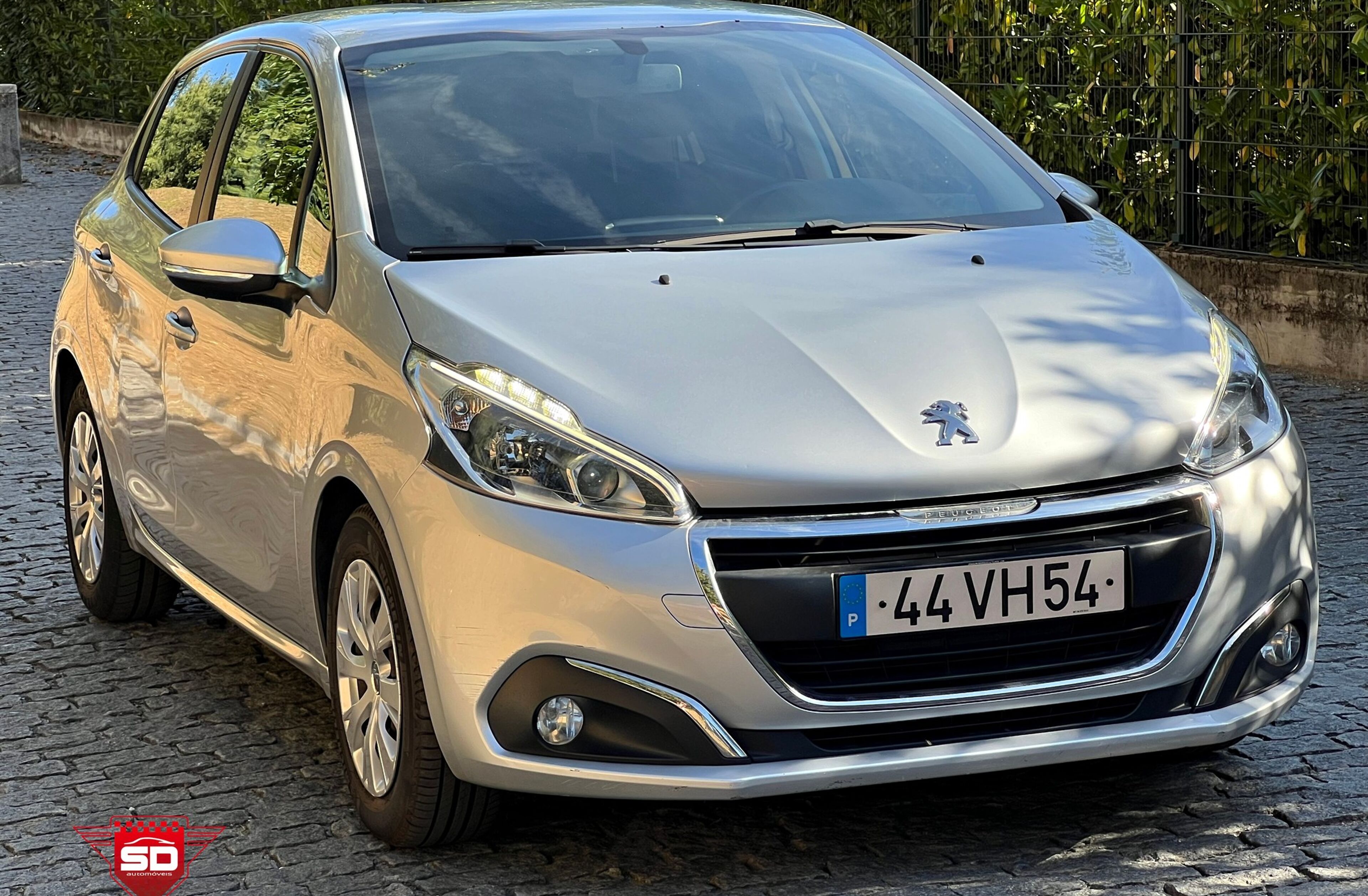 PEUGEOT 208 1.6 BlueHDi Active