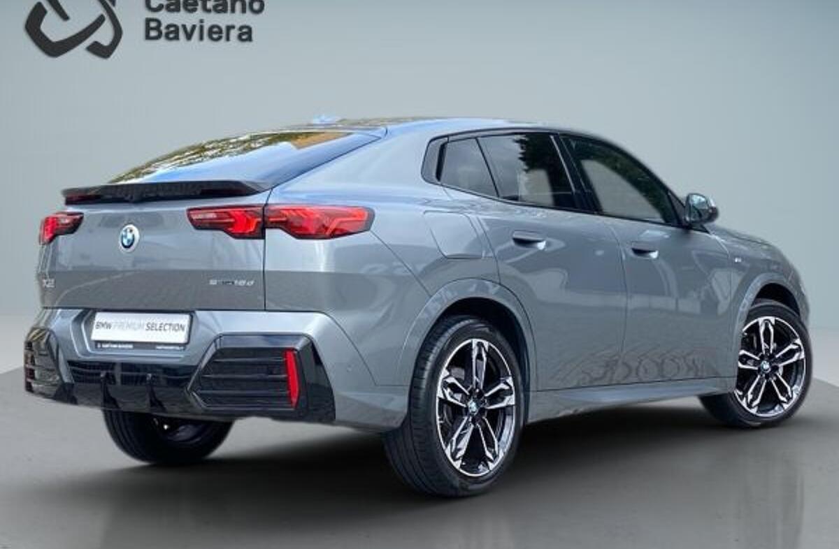 BMW X2 sDrive18d Pack Desportivo M