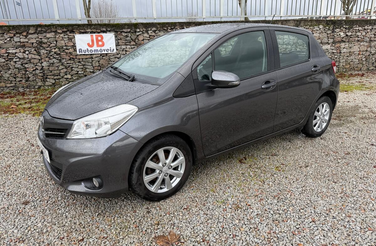 TOYOTA Yaris 1.0 VVT-i Comfort