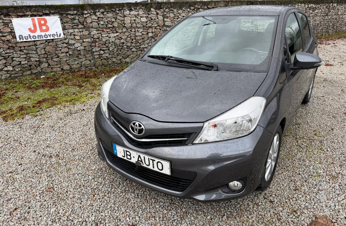 TOYOTA Yaris 1.0 VVT-i Comfort