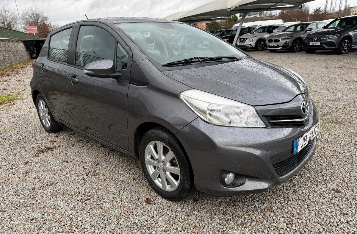 TOYOTA Yaris 1.0 VVT-i Comfort