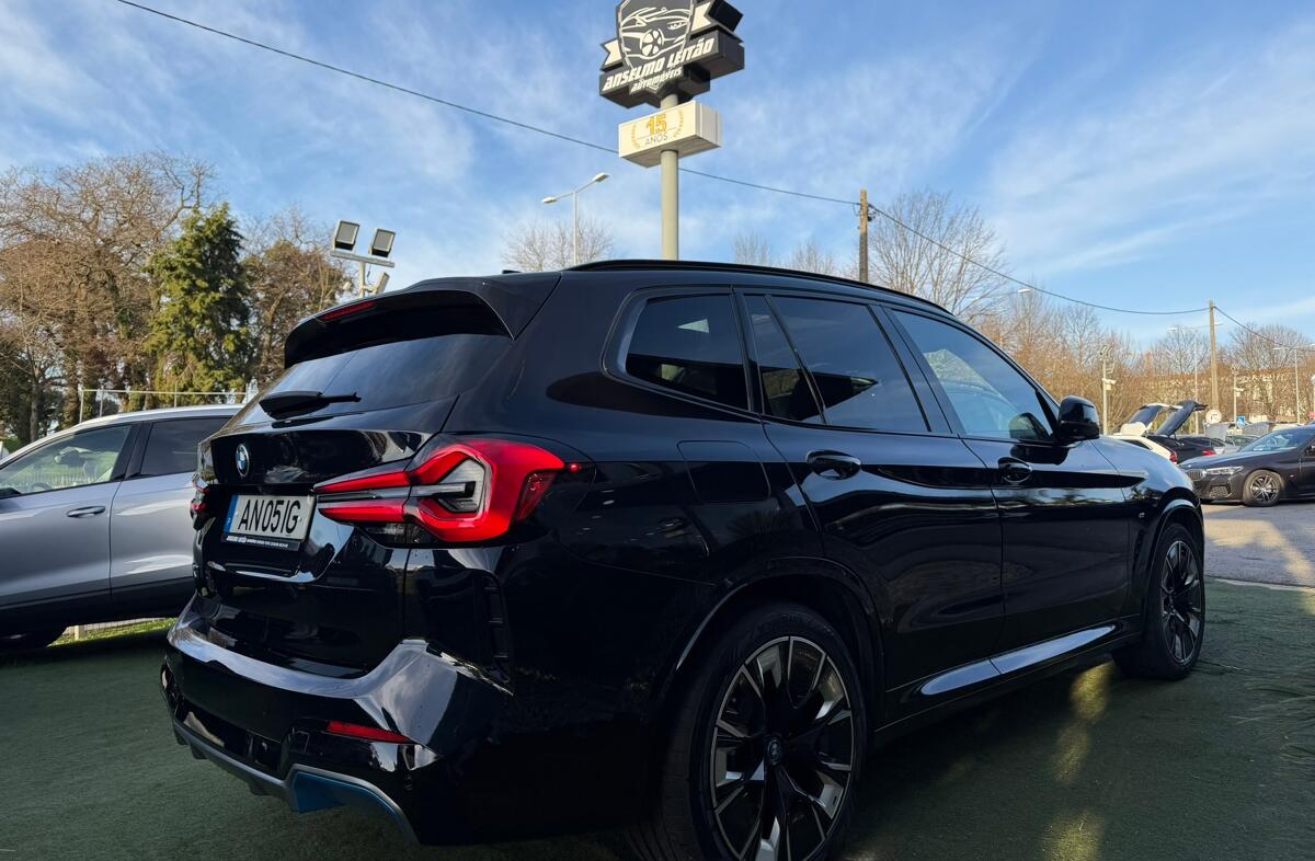 BMW iX3 M Sport Impressive