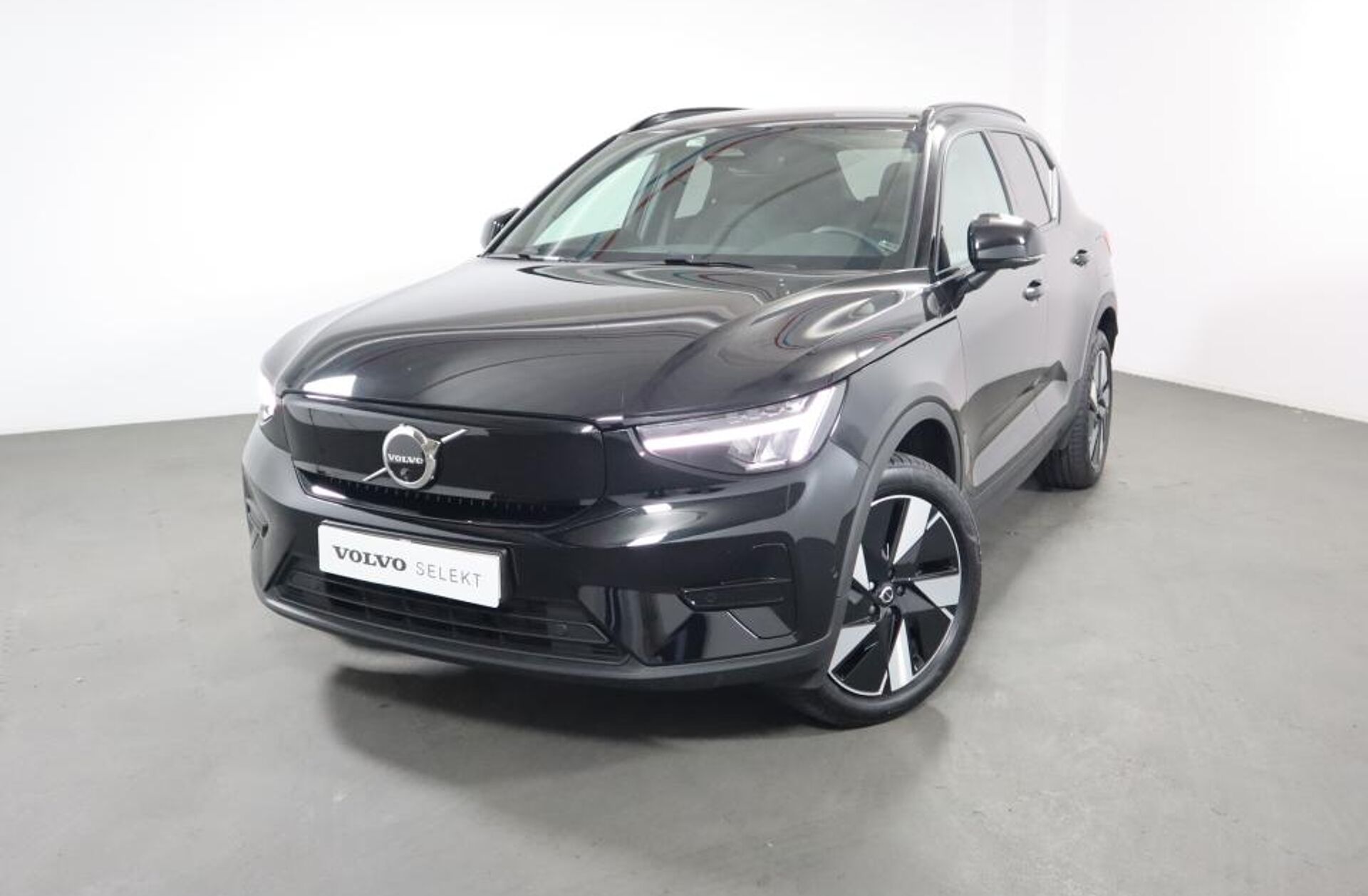 VOLVO EX40 Single Motor Extended Range Plus