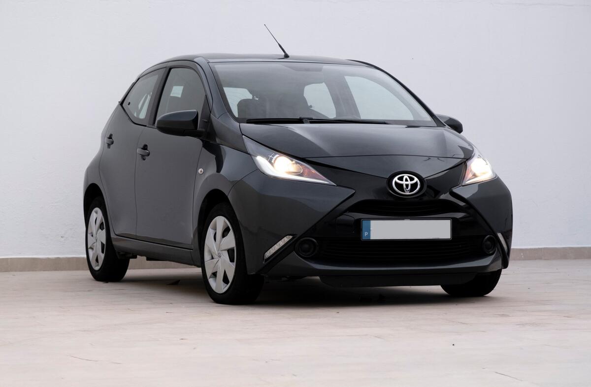 TOYOTA Aygo 1.0 X-Play