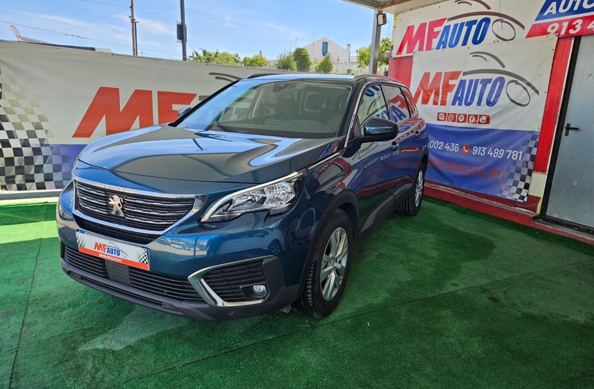 PEUGEOT 5008 1.5 BlueHDi Allure EAT8