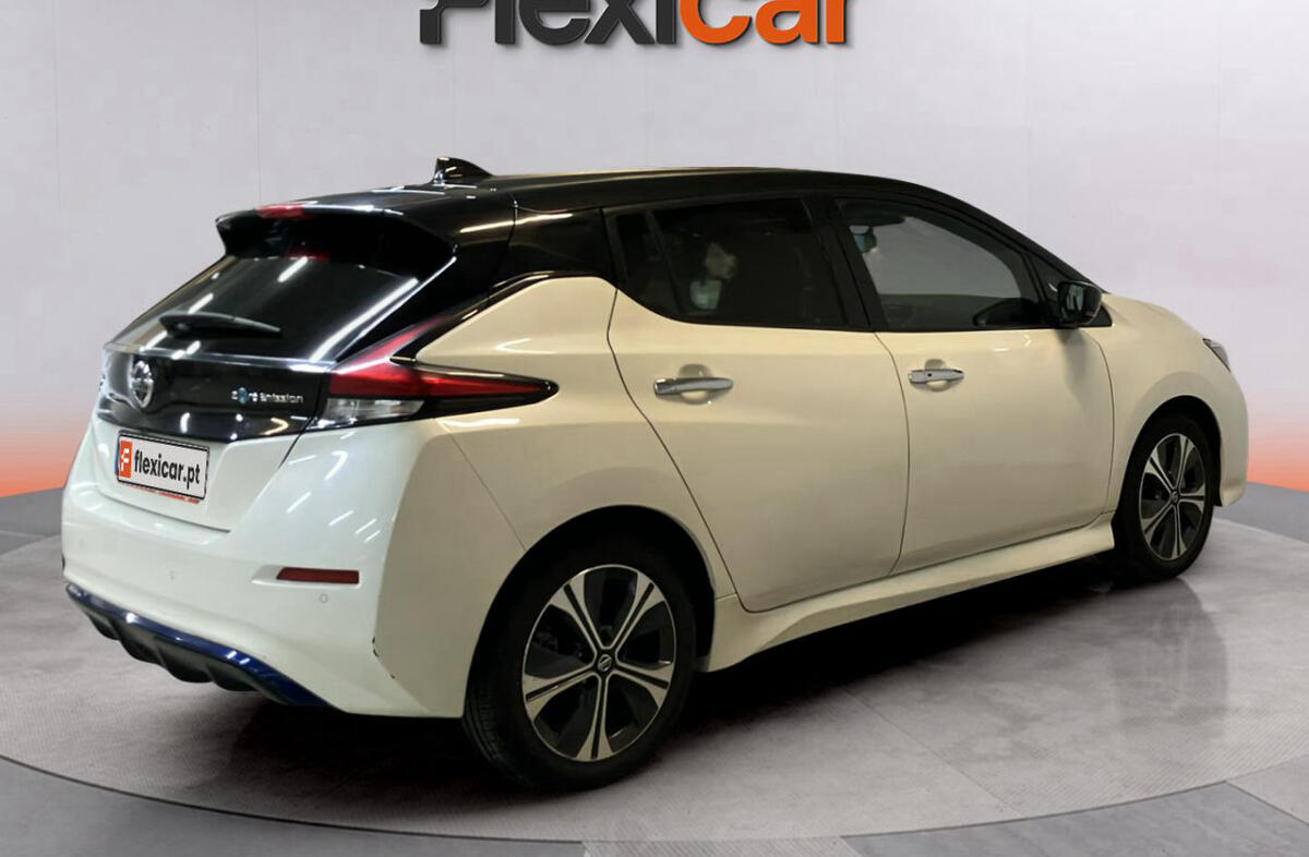 NISSAN Leaf N-Connecta