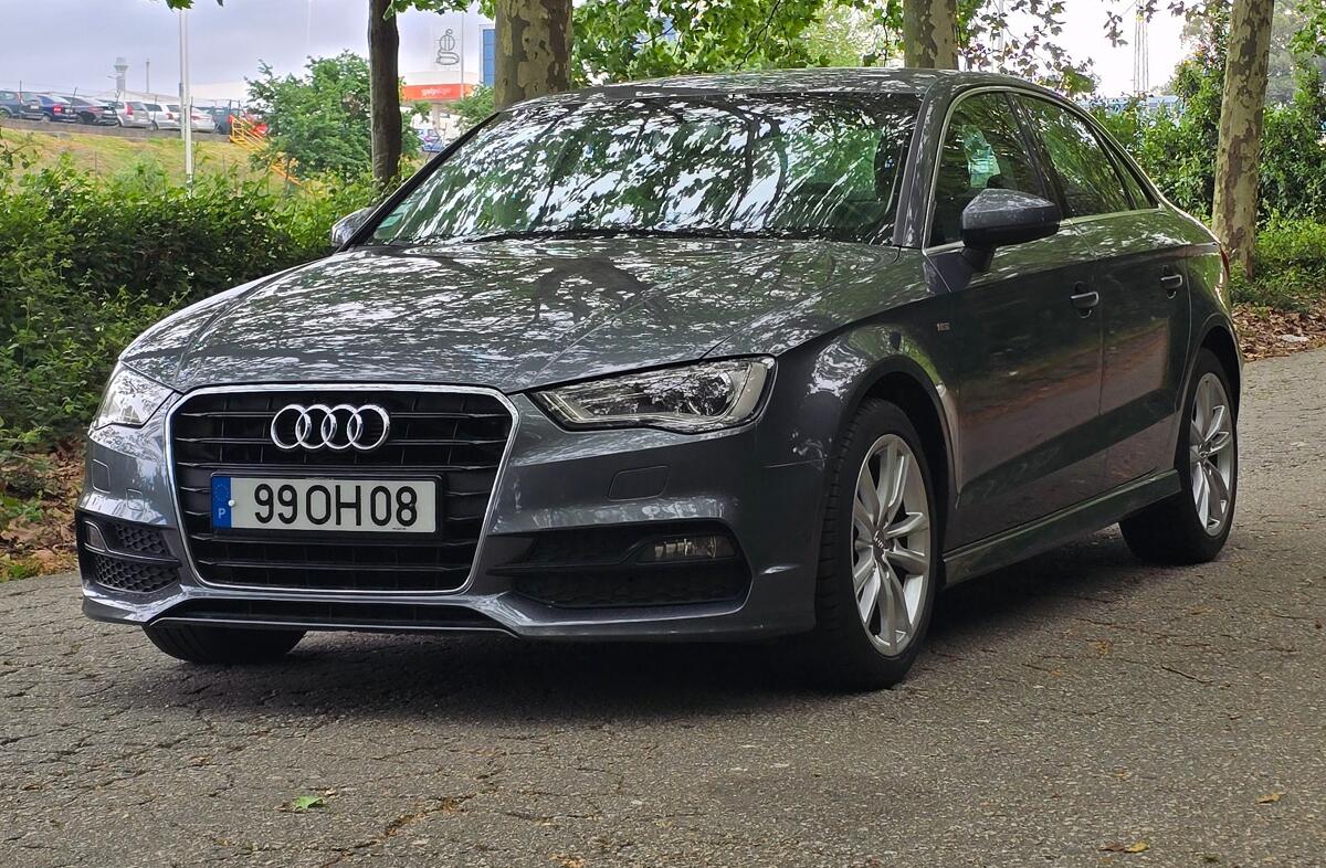 AUDI A3 2.0 TDi S-line S tronic