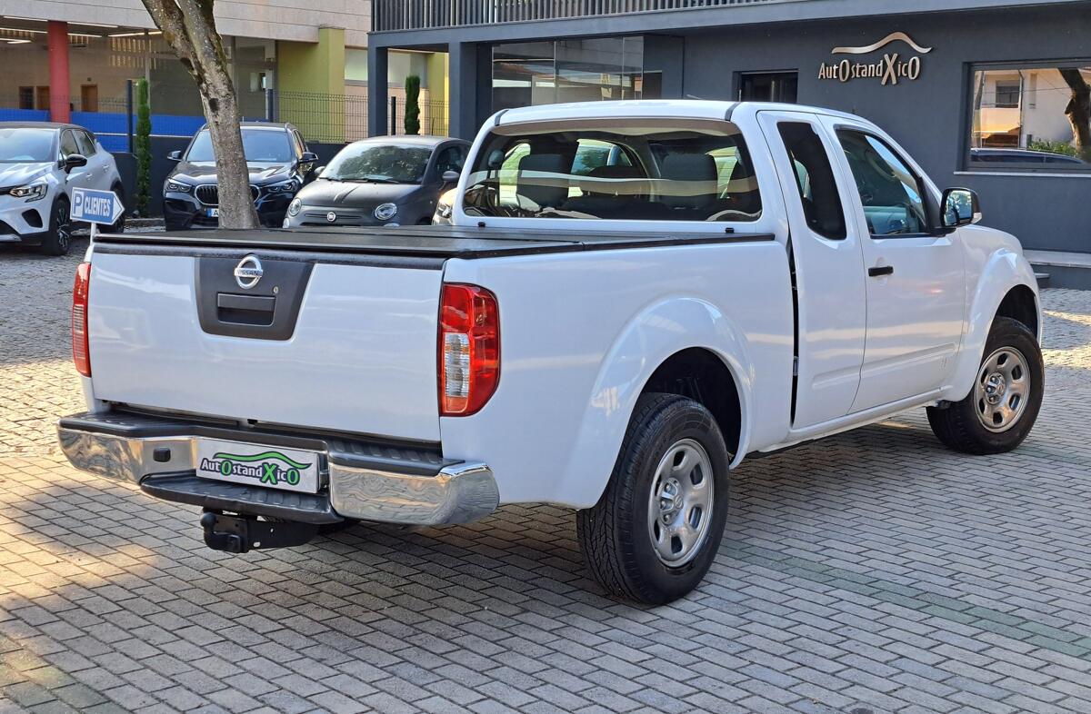 NISSAN Navara 2.5 dCi CD LE 4WD