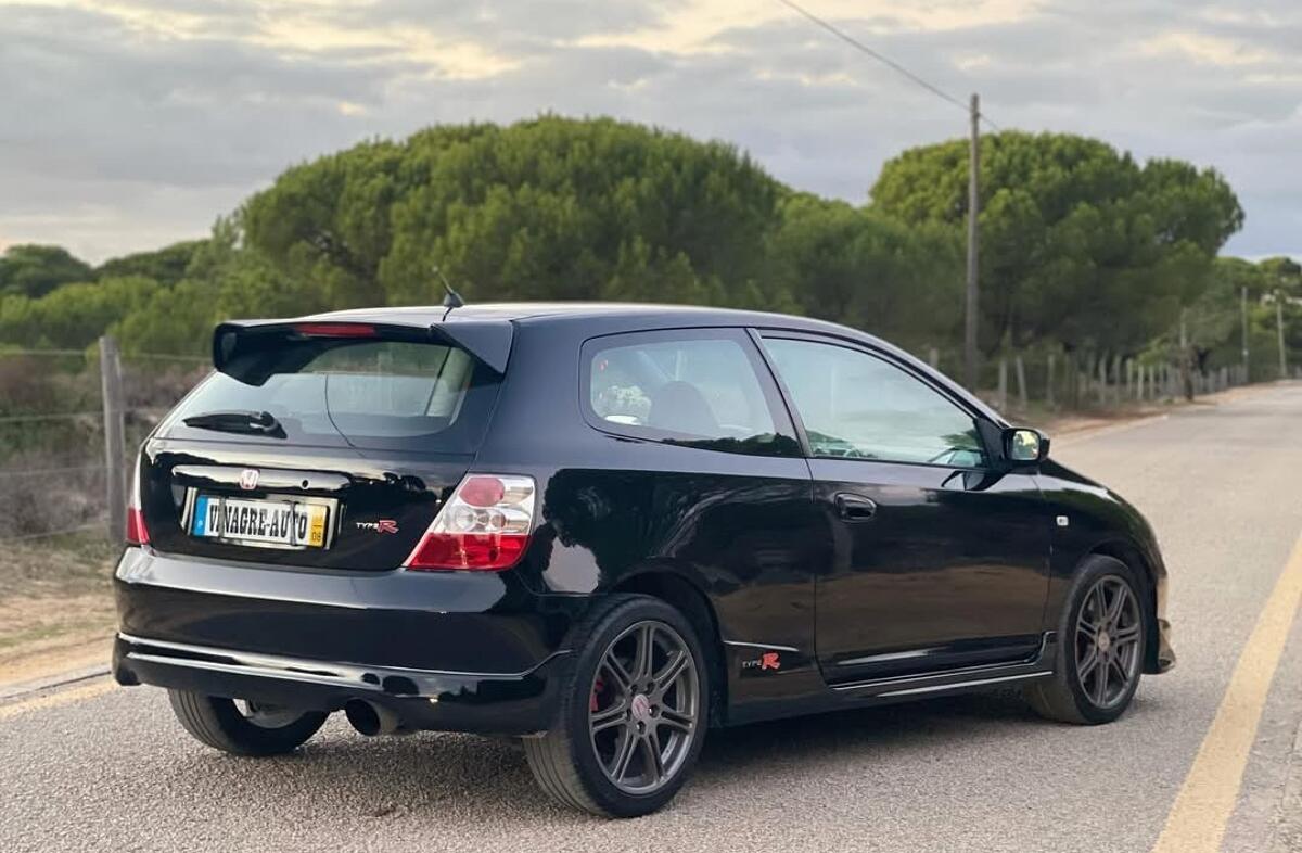 HONDA Civic 2.0 Type-R