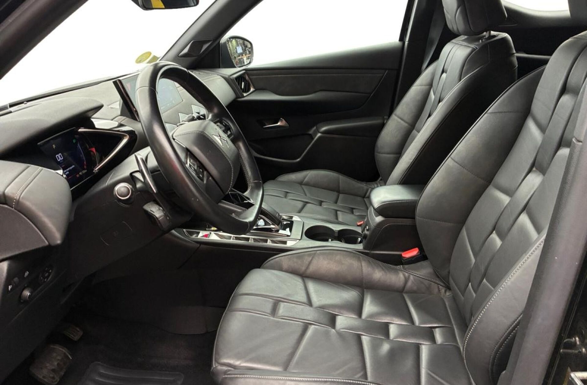 DS DS 3 CB 1.5 BlueHDi Business EAT8