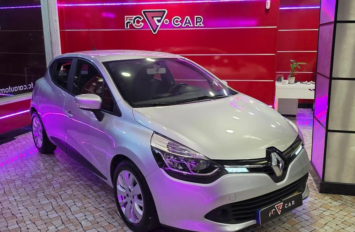 RENAULT Clio 1.5 dCi Confort 89g