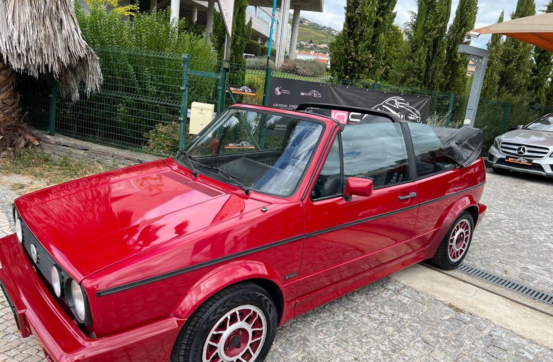 VOLKSWAGEN Golf 1.8 Avantgard+