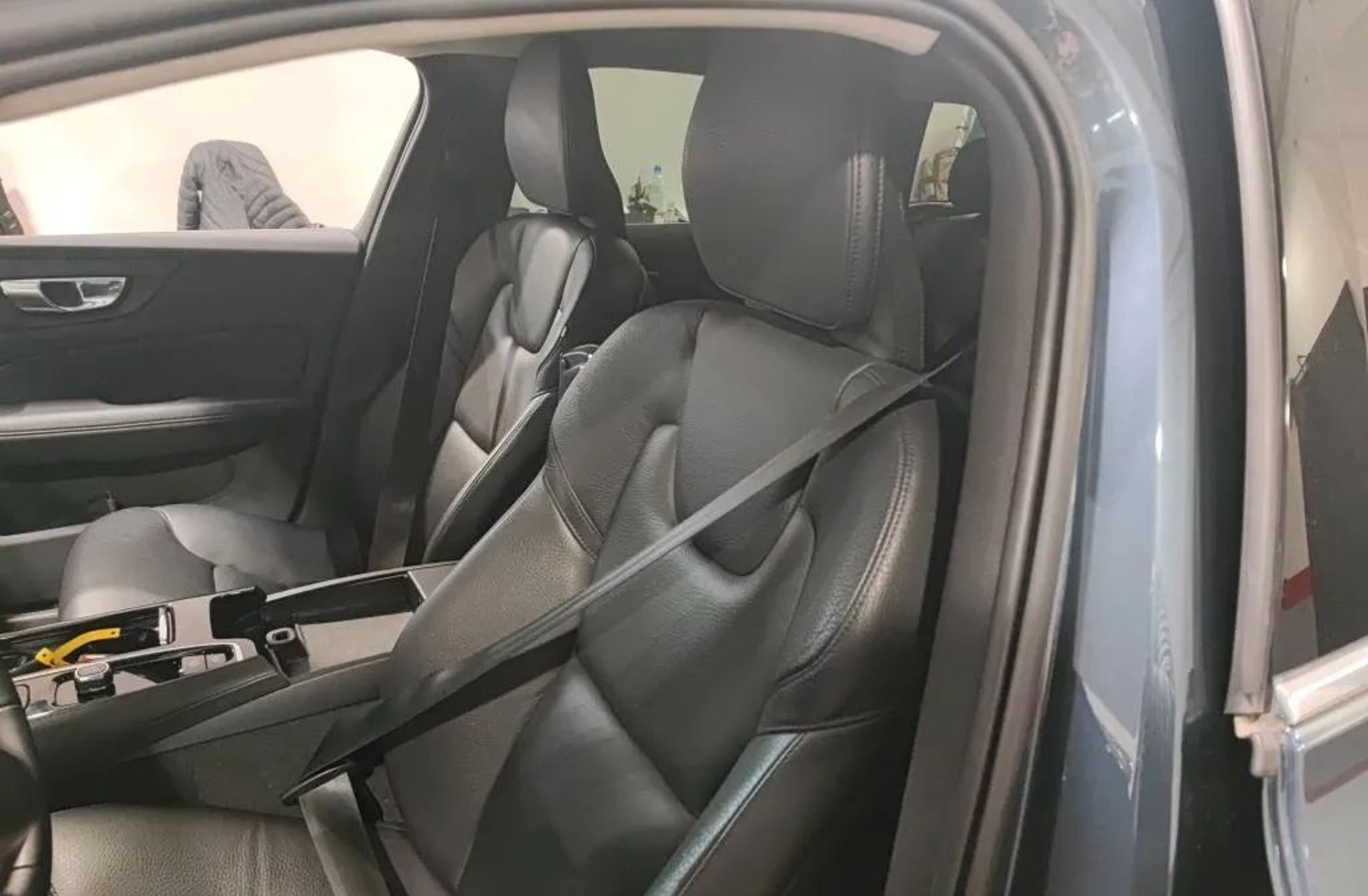 VOLVO V60 2.0 T6 AWD TE Inscription Expression