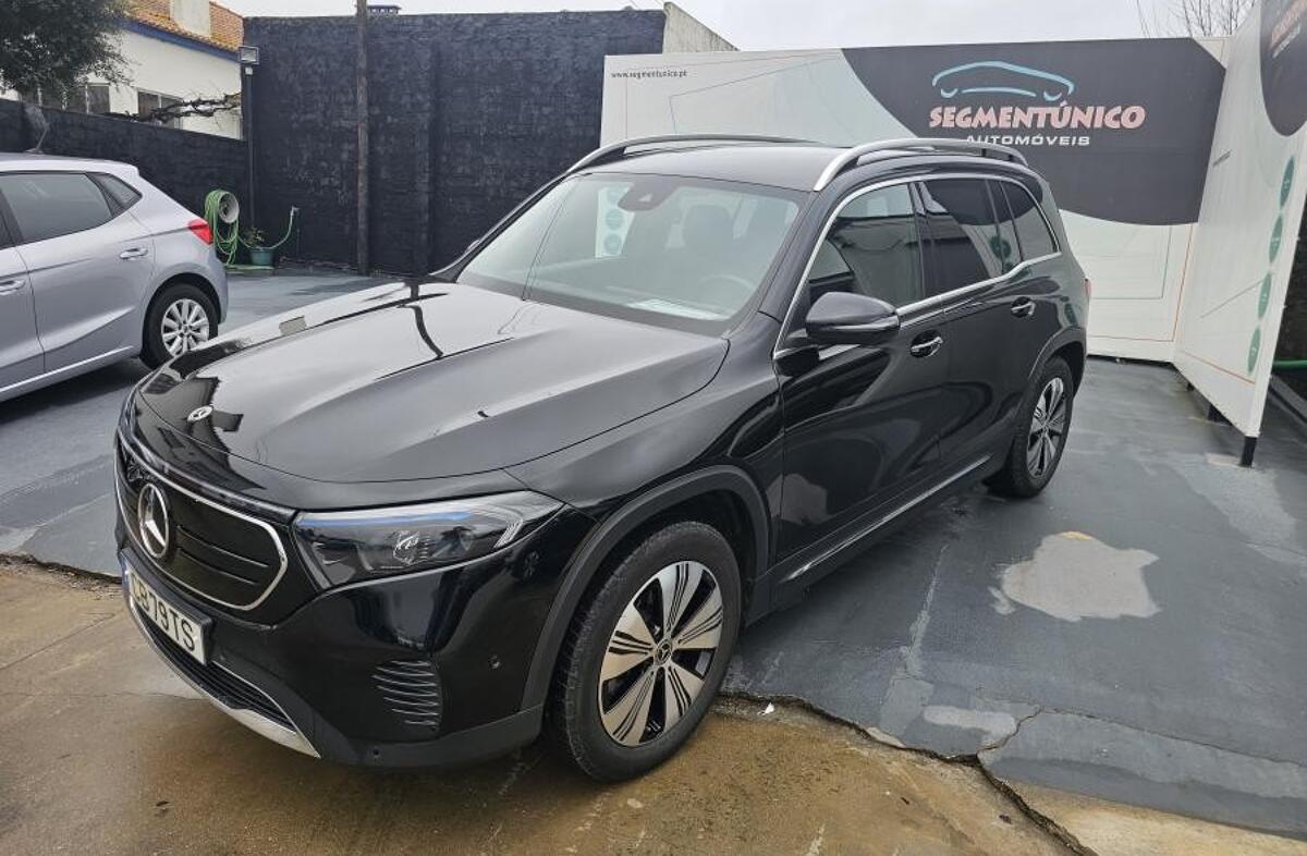 MERCEDES EQB 250 Progressive