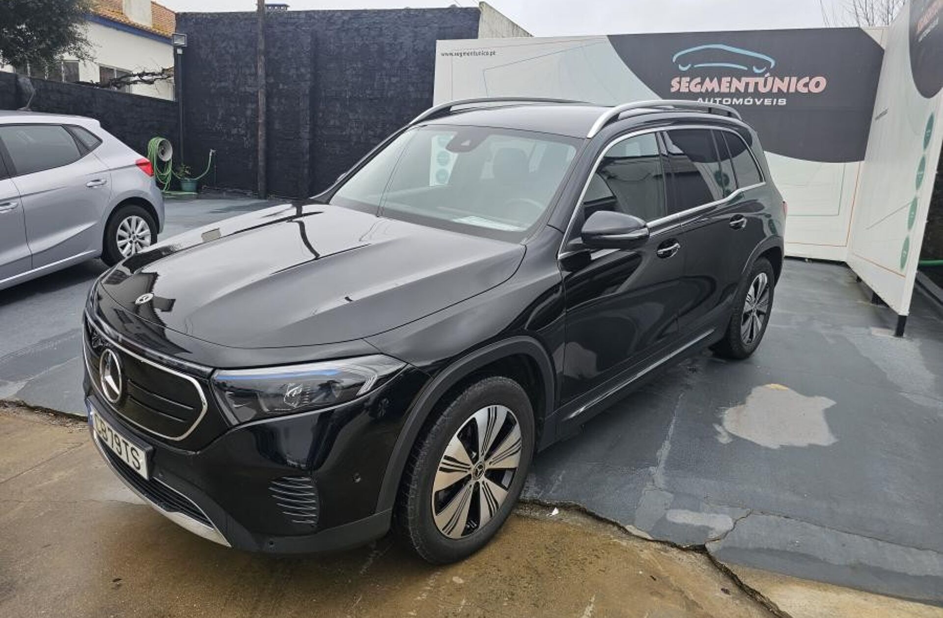 MERCEDES EQB 250 Progressive