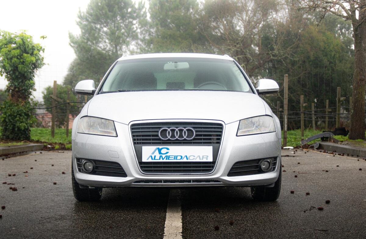 AUDI A3 1.6 TDi Attraction