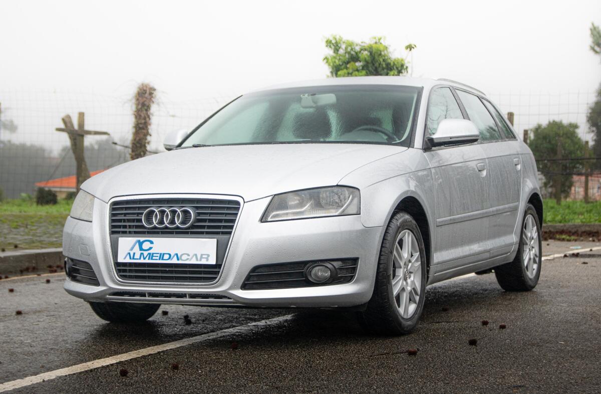 AUDI A3 1.6 TDi Attraction