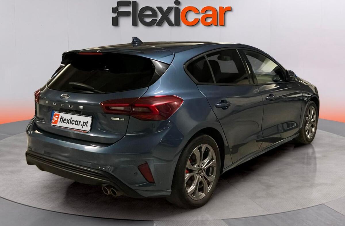 FORD Focus 1.0 EcoBoost MHEV ST-Line