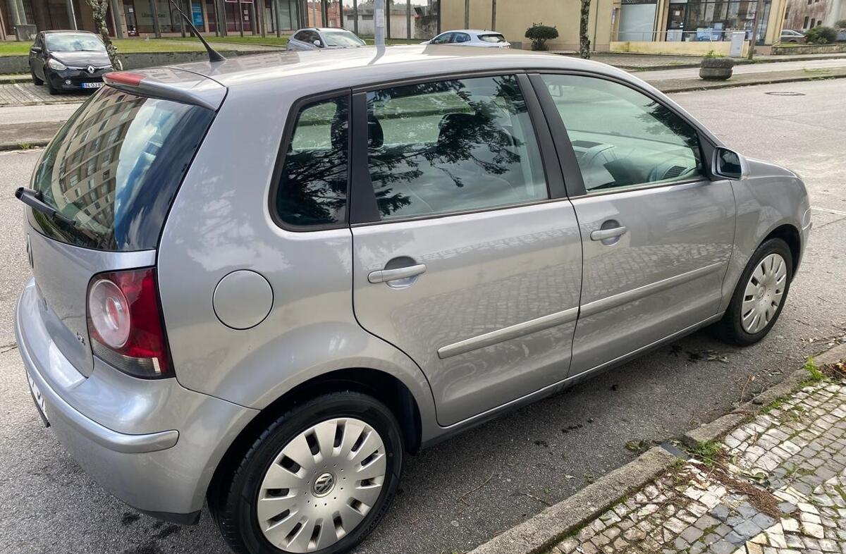 VOLKSWAGEN Polo 1.2 Trendline Pack
