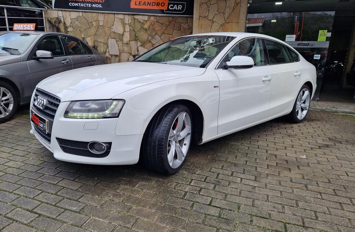 AUDI A5 2.0 TDi