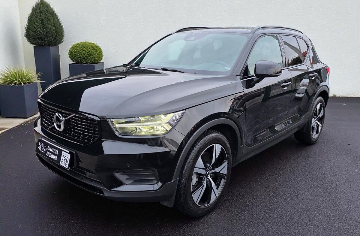 VOLVO XC40 1.5 T4 PHEV R-Design