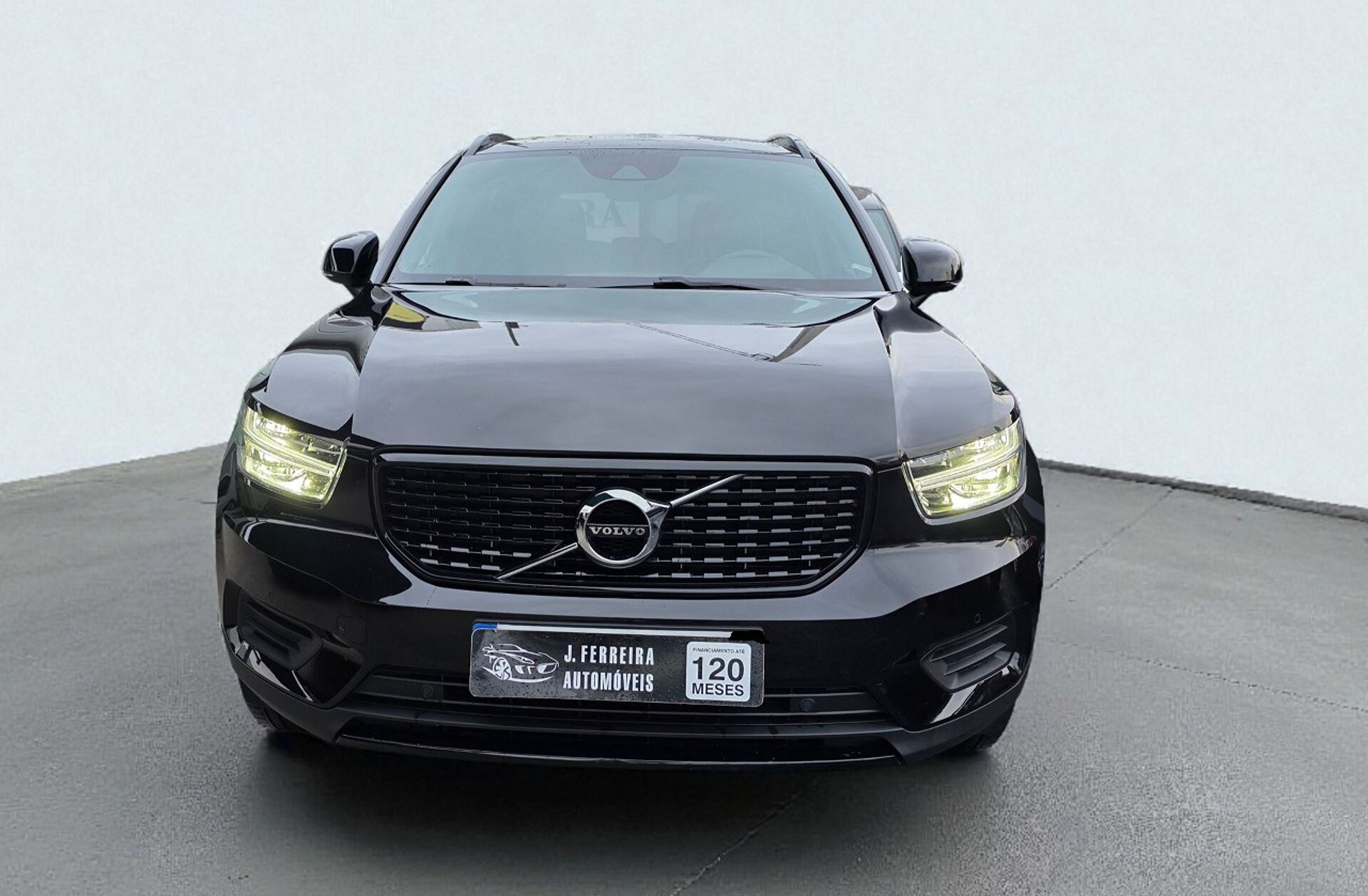 VOLVO XC40 1.5 T4 PHEV R-Design