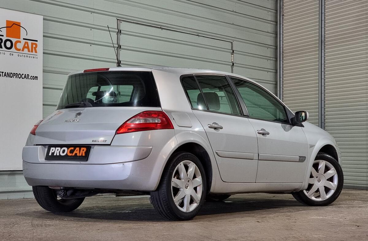 RENAULT Mégane 1.5 dCi Confort