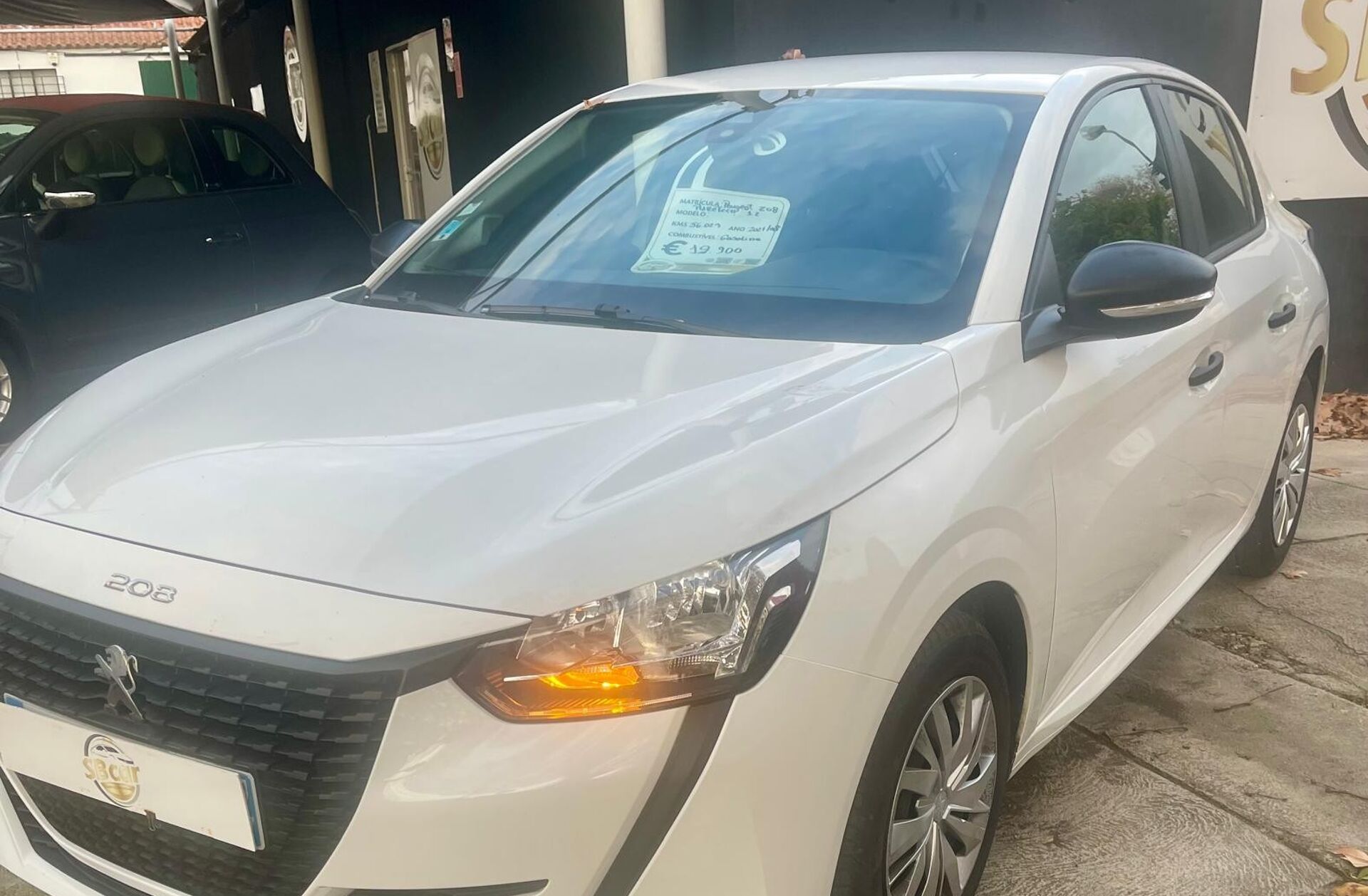 PEUGEOT 208 1.2 PureTech Allure