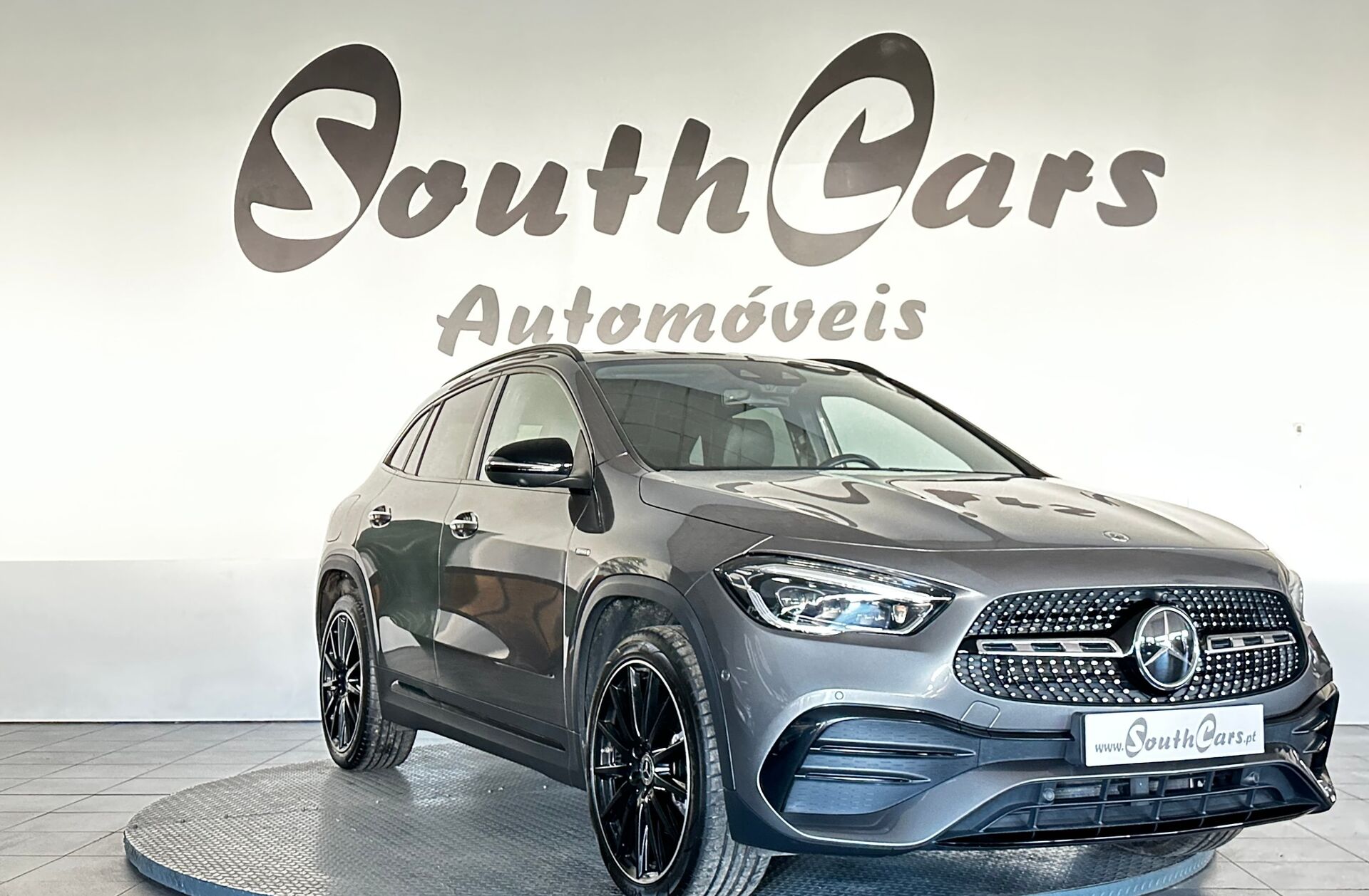 MERCEDES Classe GLA GLA 250 e AMG Line