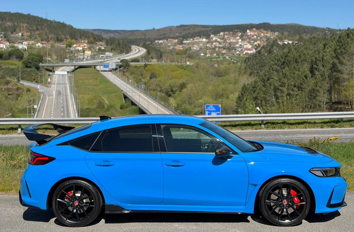 HONDA Civic 2.0 i-VTEC Type-R