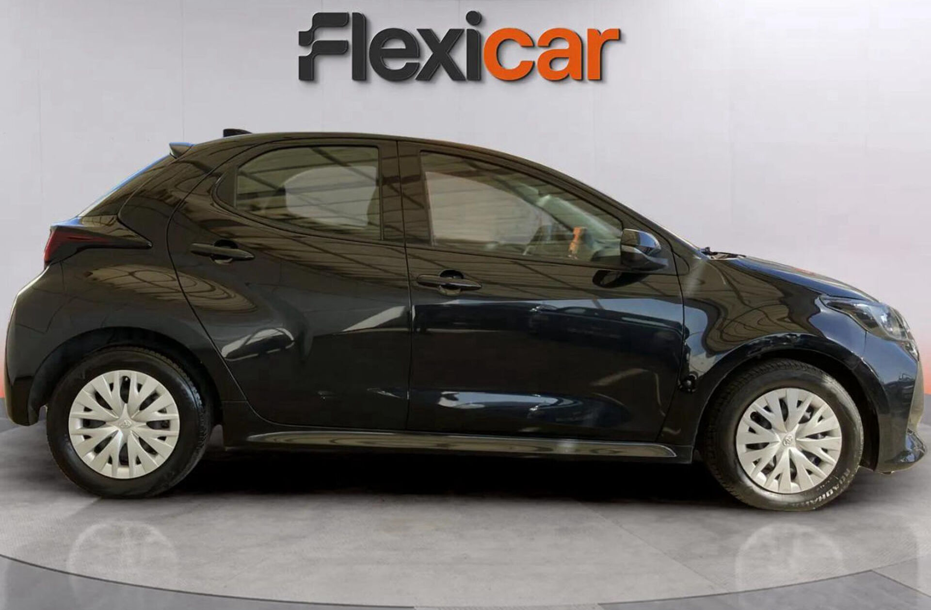 TOYOTA Yaris 1.5 HDF Comfort Plus