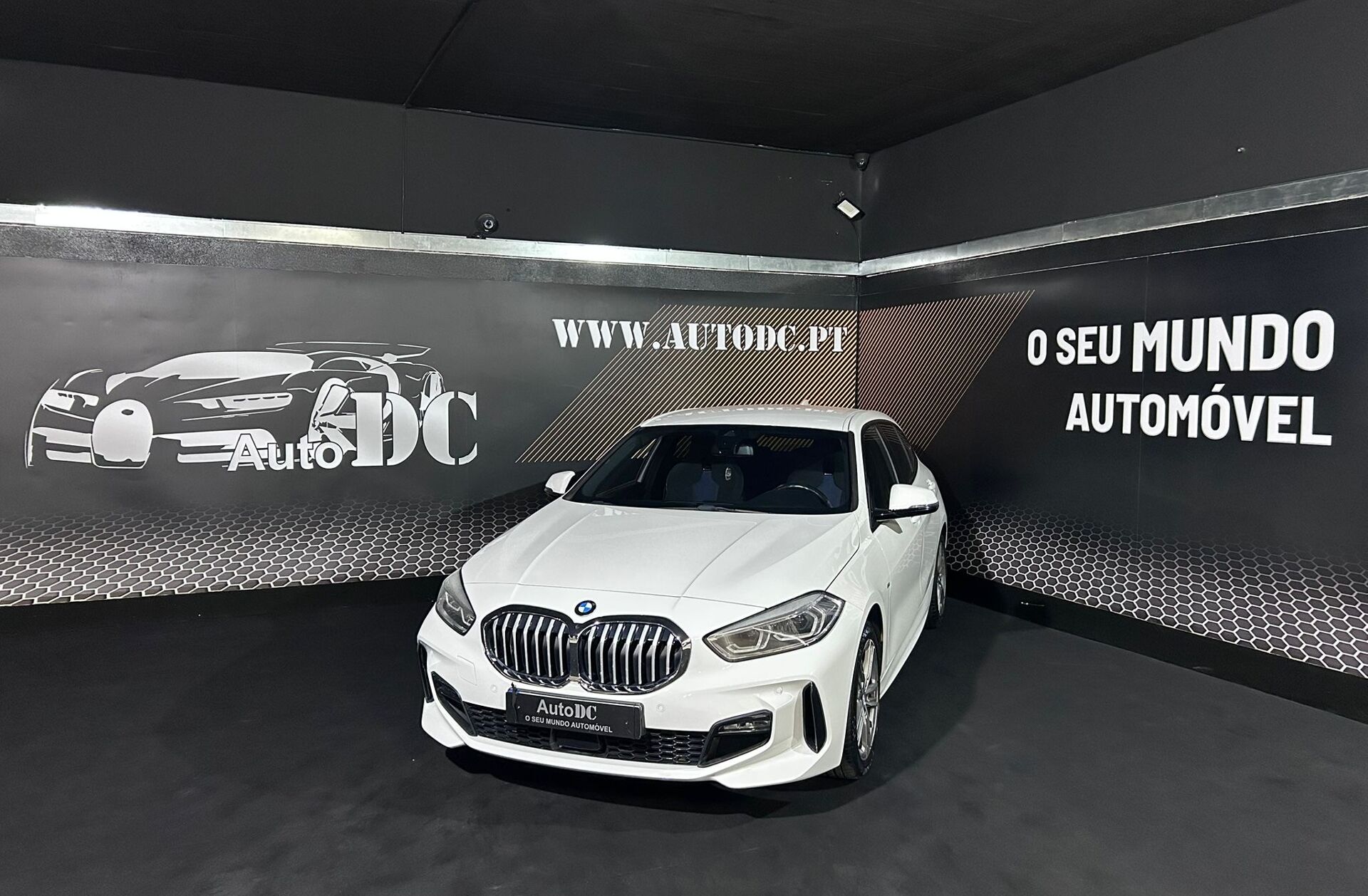 BMW Serie-1 116 d Pack Desportivo M Auto