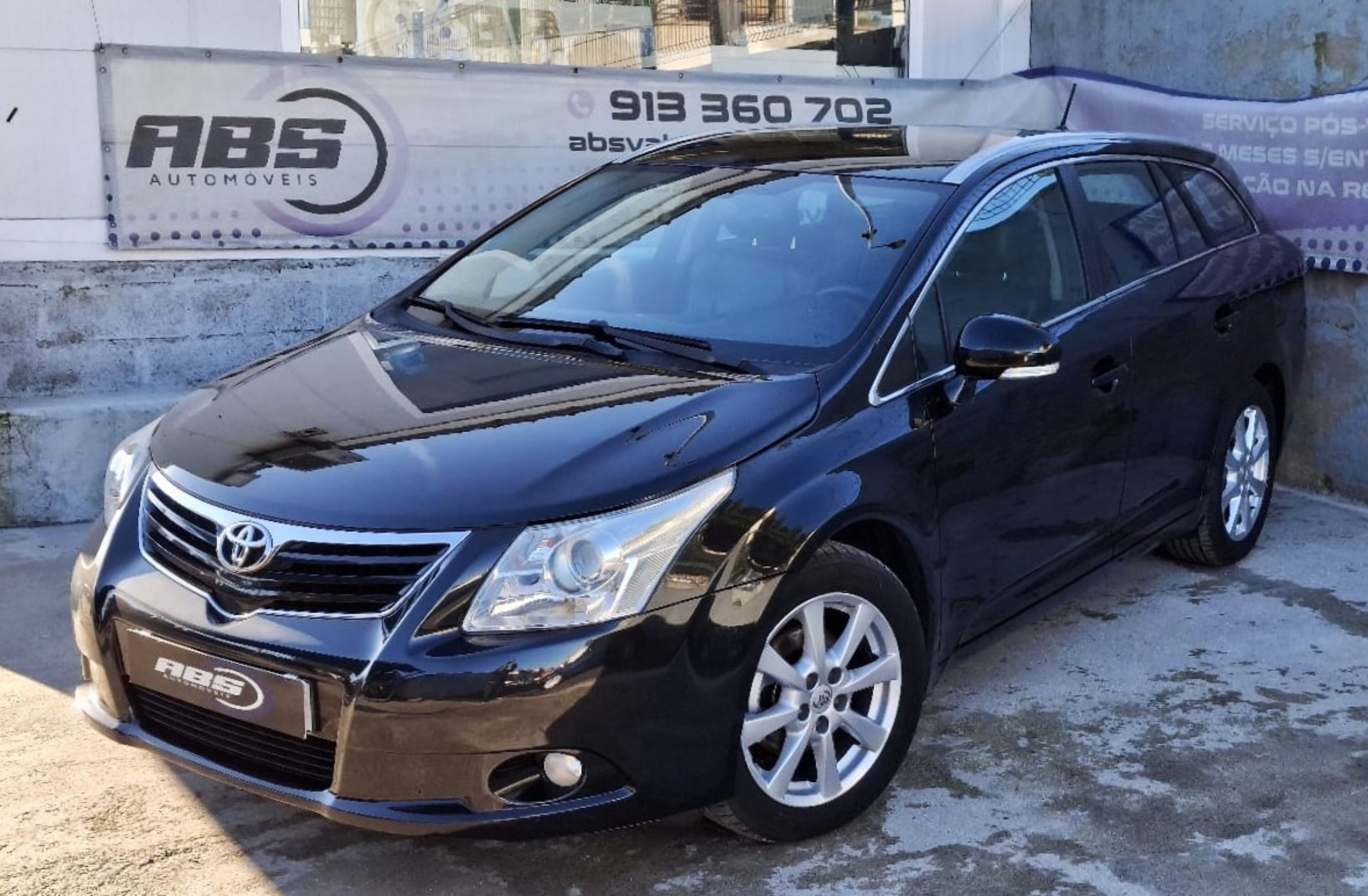 TOYOTA Avensis 2.0 D4D Executive