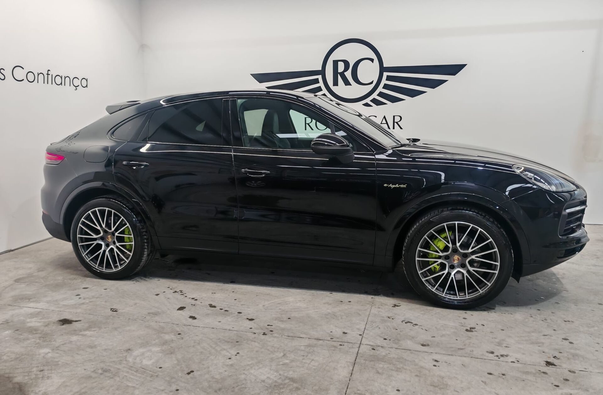 PORSCHE Cayenne E-Hybrid