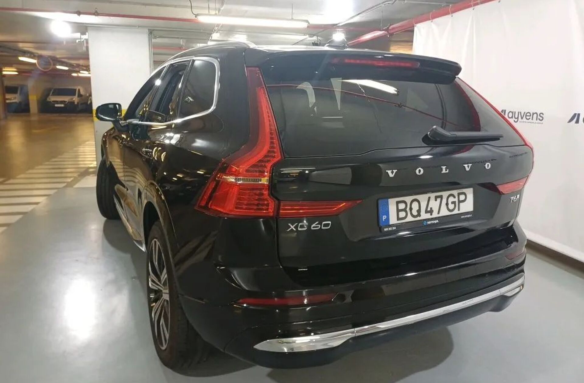 VOLVO XC60 2.0 T6 PHEV Plus Bright AWD