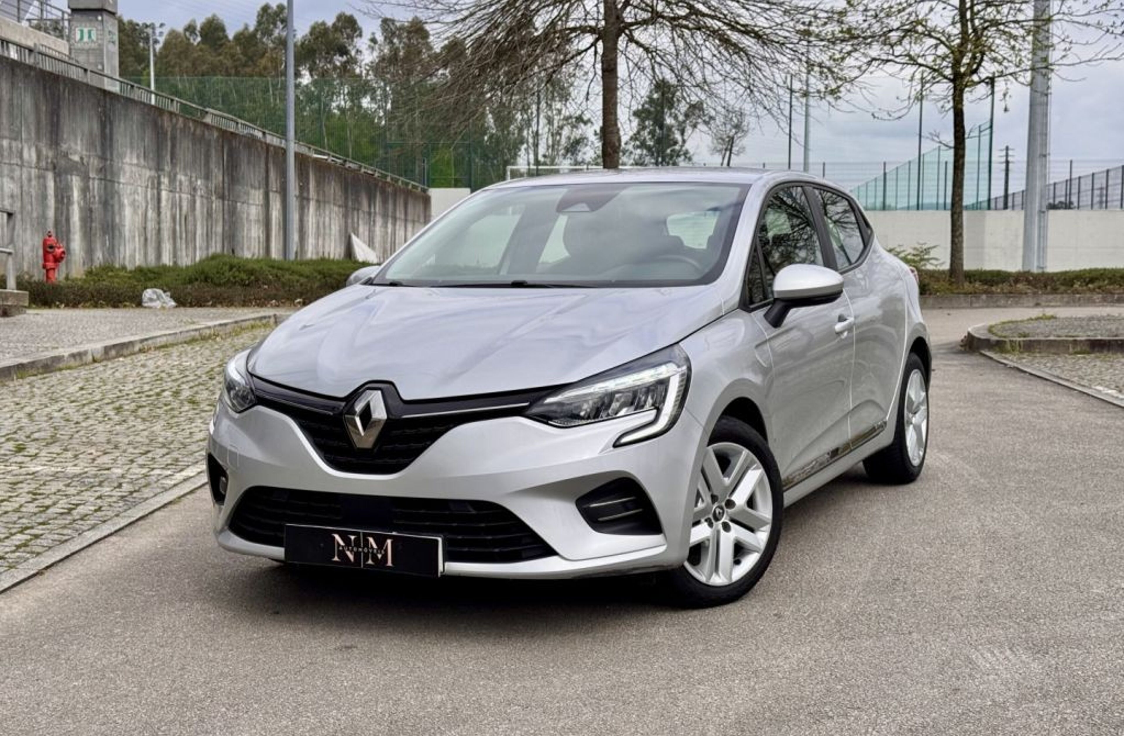 RENAULT Clio 1.0 TCe Intens