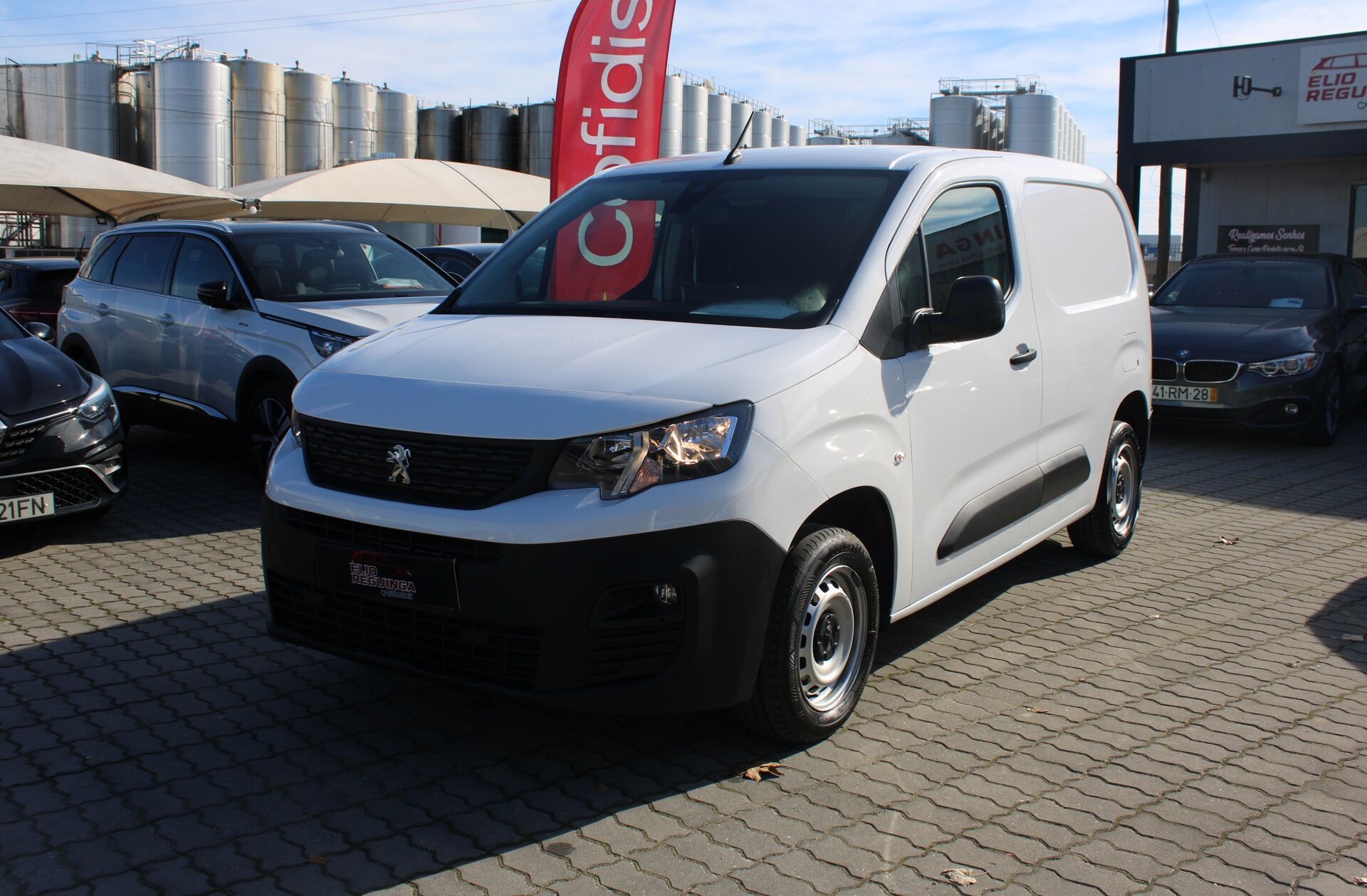 PEUGEOT Partner 1.5 BlueHDi Premium Standard