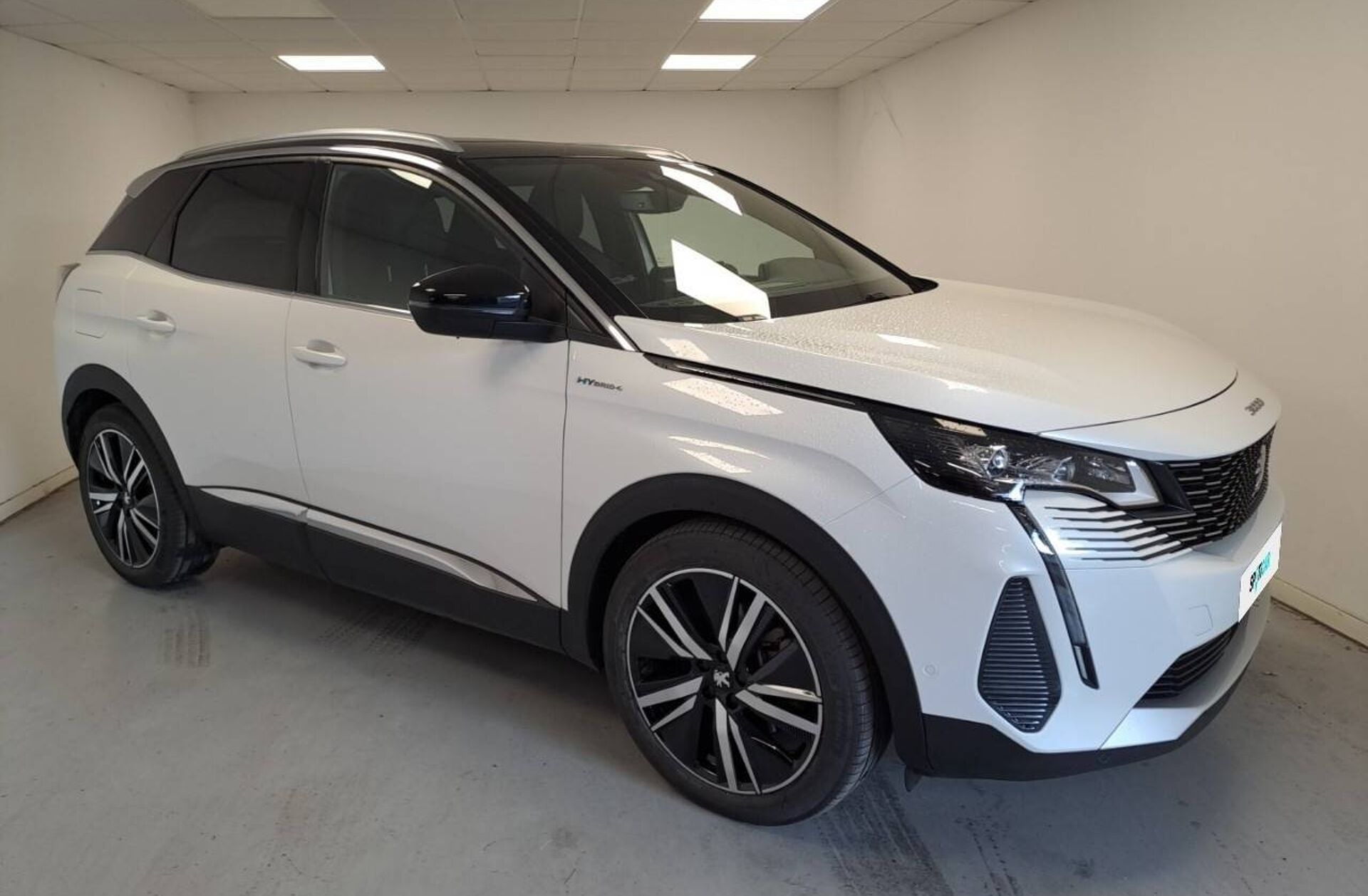 PEUGEOT 3008 1.6 Hybrid4 GT Pack e-EAT8