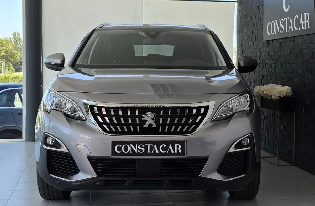 PEUGEOT 3008 1.5 BlueHDi Active