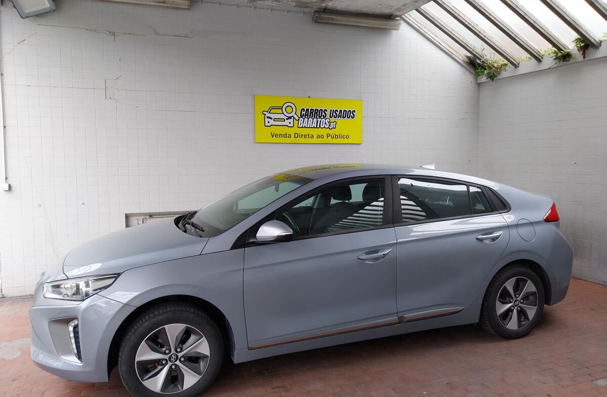 HYUNDAI Ioniq EV 28kWh Eletric Tech