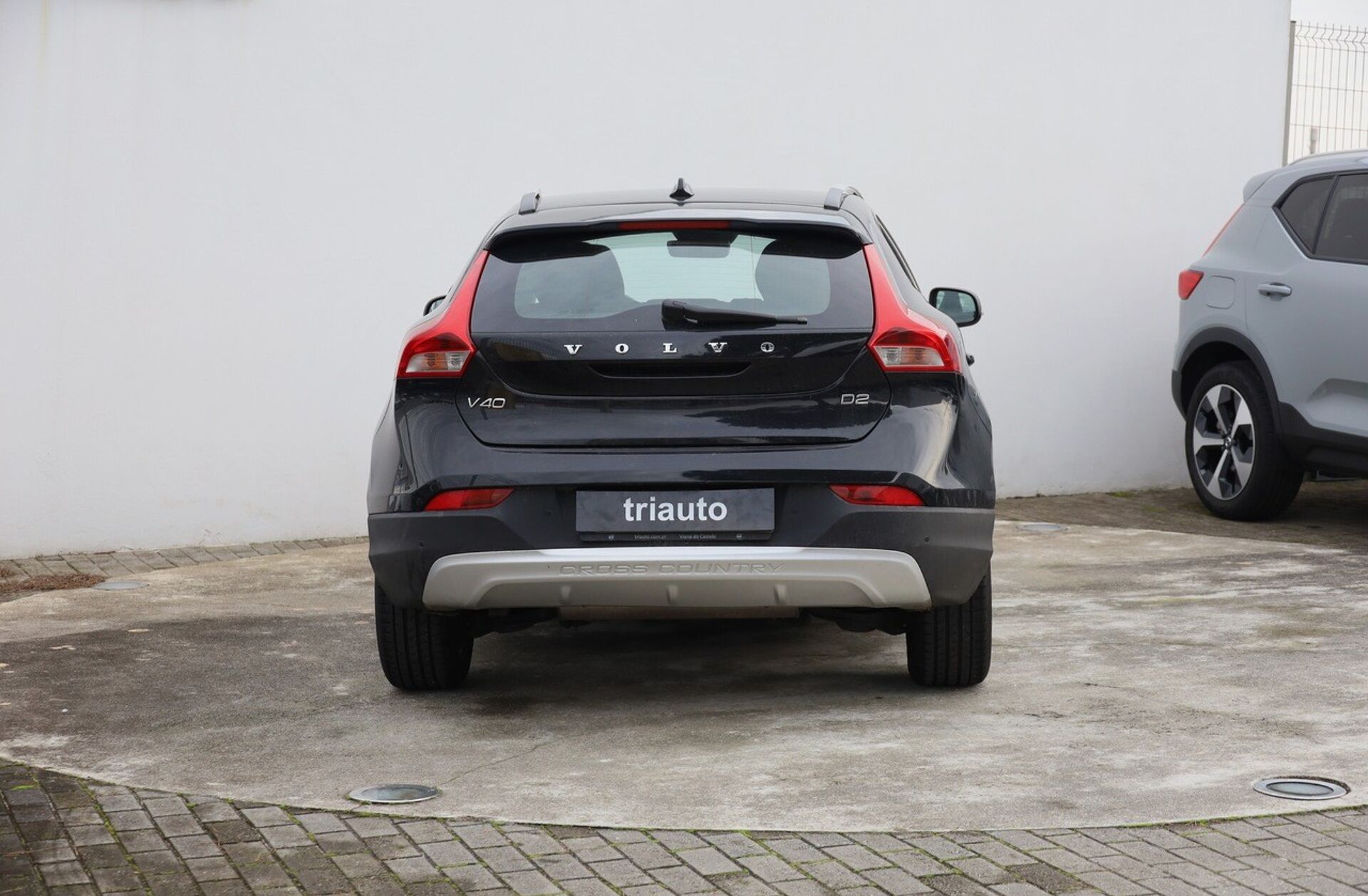 VOLVO V40 2.0 D4 Momentum