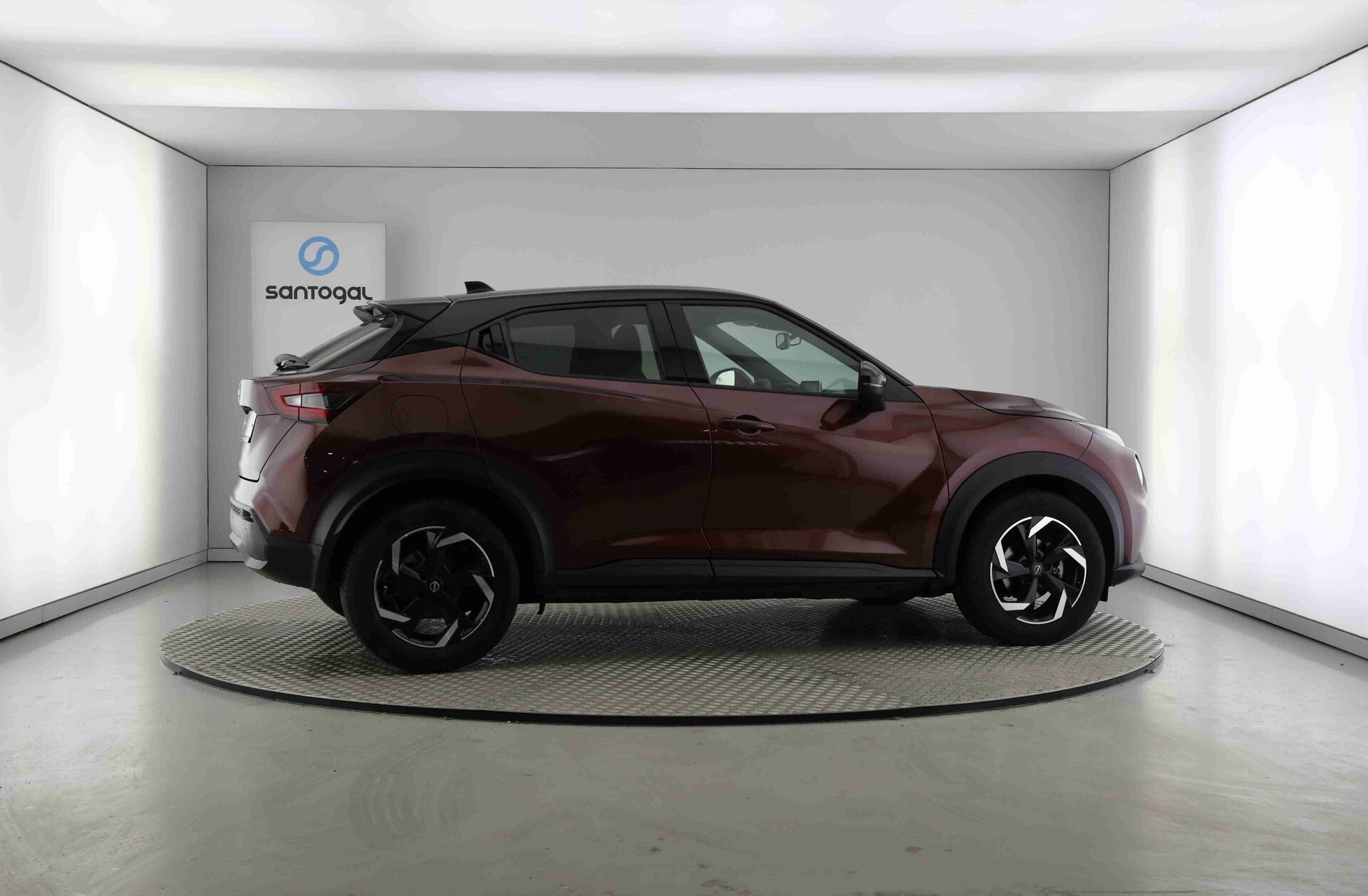 NISSAN Juke 1.0 DIG-T N-Connecta NAV.+TwoTone NC DCT